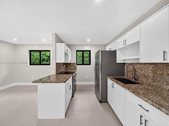 2nd image of 2216 SW 62nd Ave #1