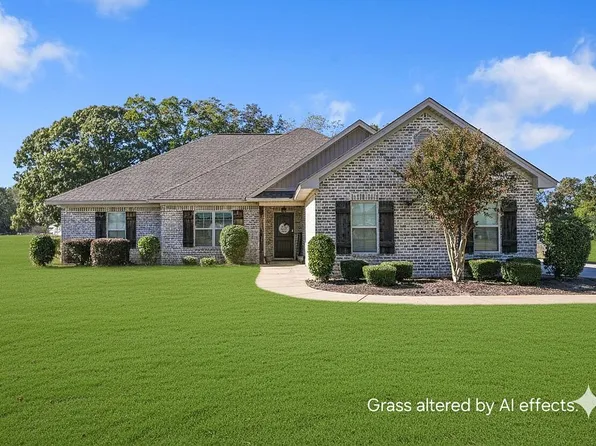 474 Jennifer Ln, Deatsville, AL 36022