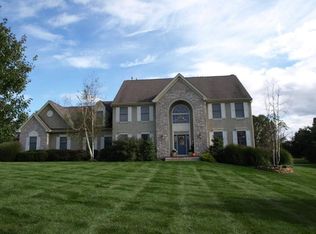 23 Clearview Rd, Whitehouse Station, NJ 08889