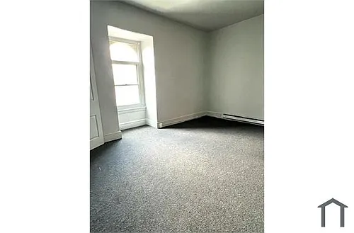 215 Jacoby St Photo 1