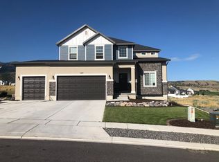 1187 N Moonlight Dr, Elk Ridge, UT 84651