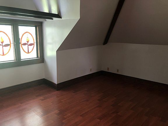 5th image of 98 N Belvedere Blvd APT 301
