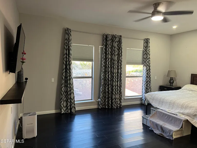 5656 Burning Tree Dr — Photo 39