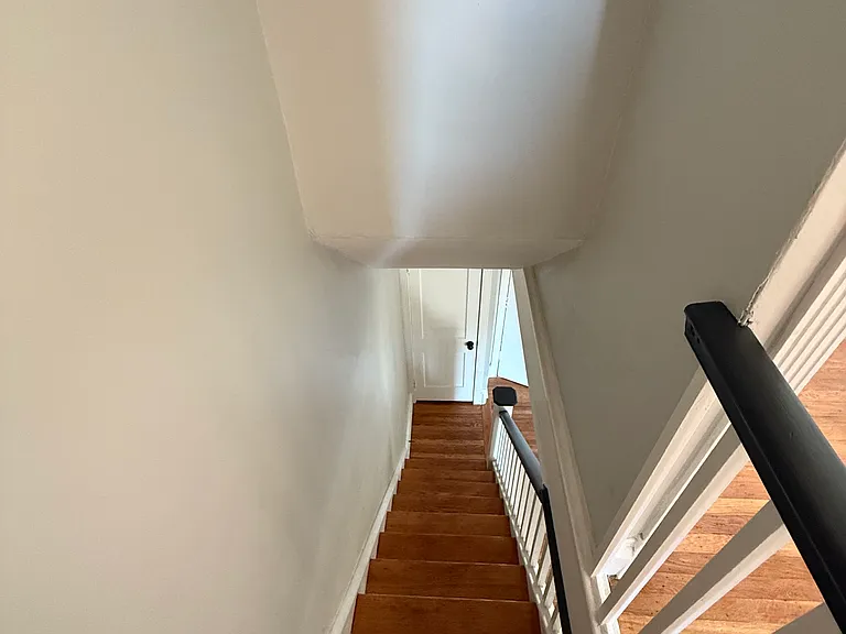 513 Woodcliffe Rd — Photo 5