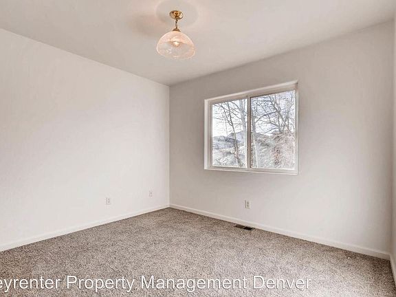 4th image of 3405 S Lowell Blvd Unit 15