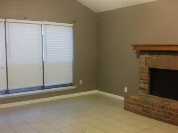 4th image of 6905 Sierra Dr
