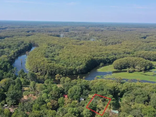2279 County Rd #3636, Jefferson, TX 75657