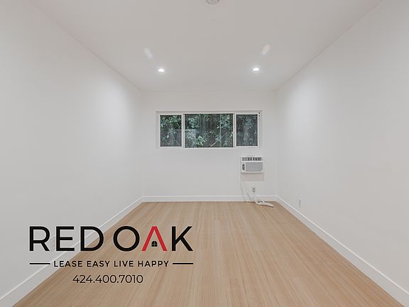 3rd image of 126 N Catalina St #3