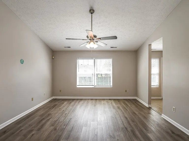 12719 Spurrington Way — Photo 6