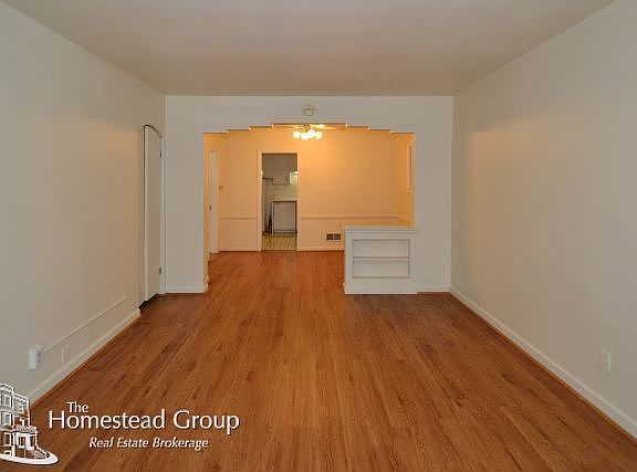 5th image of 3417 N Seeley Ave #1F