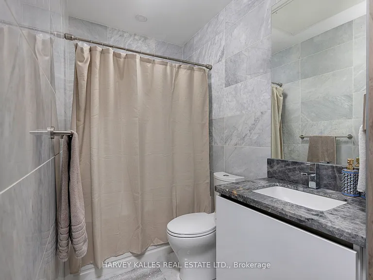 151 Avenue Rd #805 — Photo 36