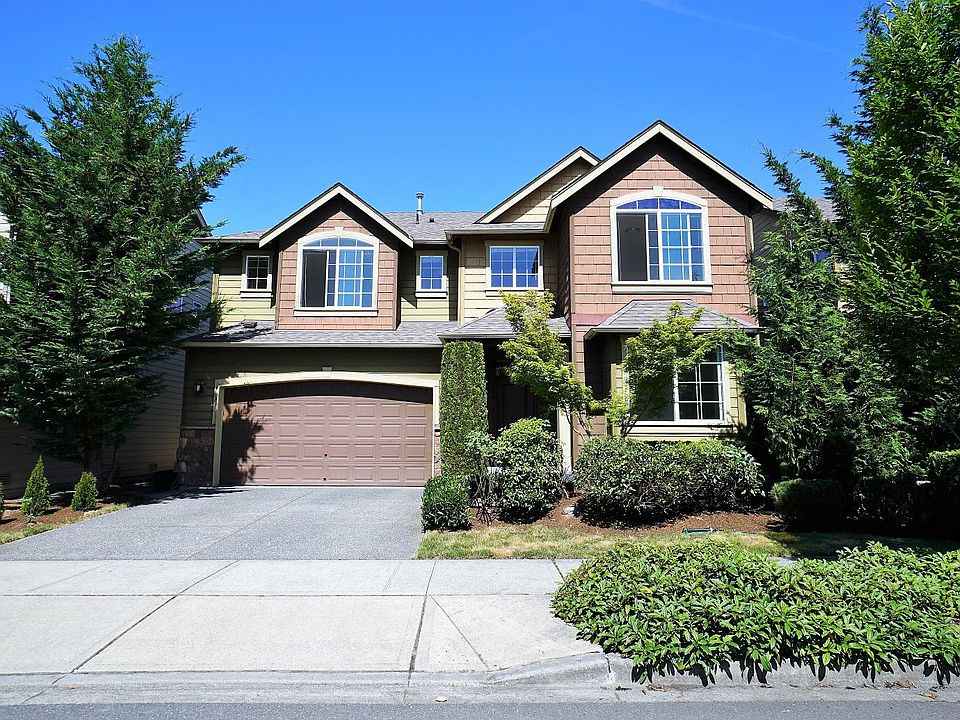 1st image of 10818 243rd Ave NE