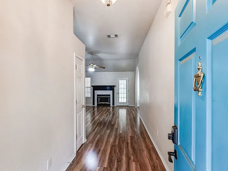 5316 Trail Dr — Photo 4