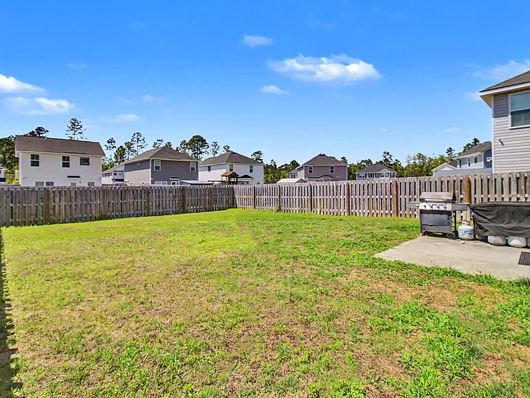 900 Grayson Ave — Photo 24