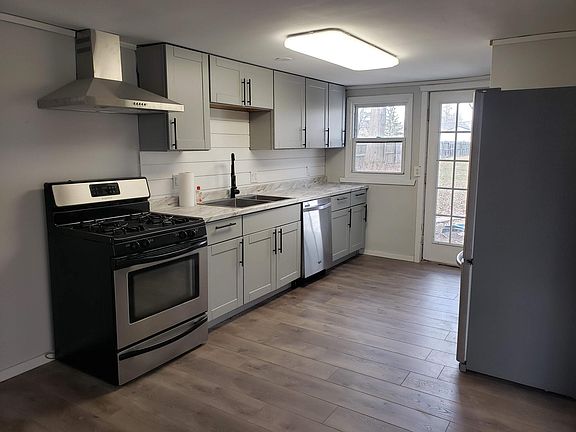 4th image of 20523 McKishnie Ave