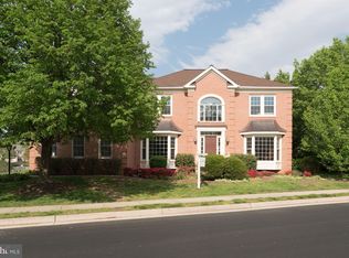 13111 Weathered Oak Ct, Herndon, VA 20171