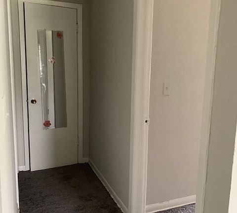 5th image of 744 Gillette Ave APT A6