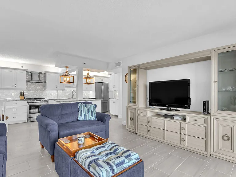 4444 NE Ocean Blvd #E2 — Photo 12