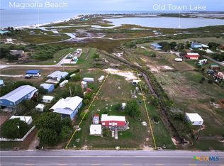 848 Margie Tewmey Rd, Port Lavaca, TX 77979