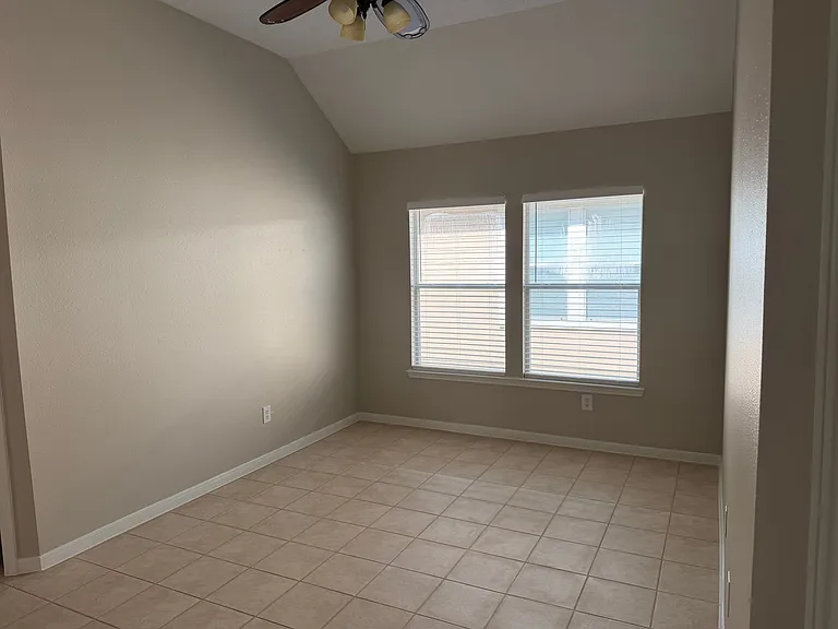12726 Benton Park Ln — Photo 7
