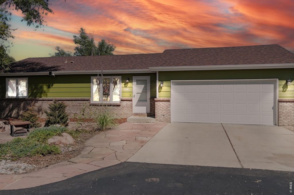 4101 Scilla Pl