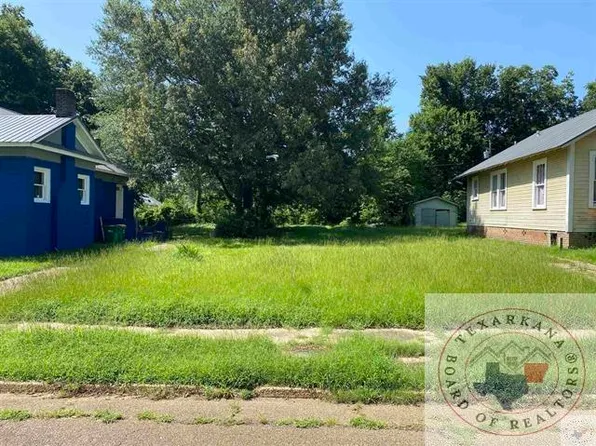 1227 W 5th St, Texarkana, TX 75501