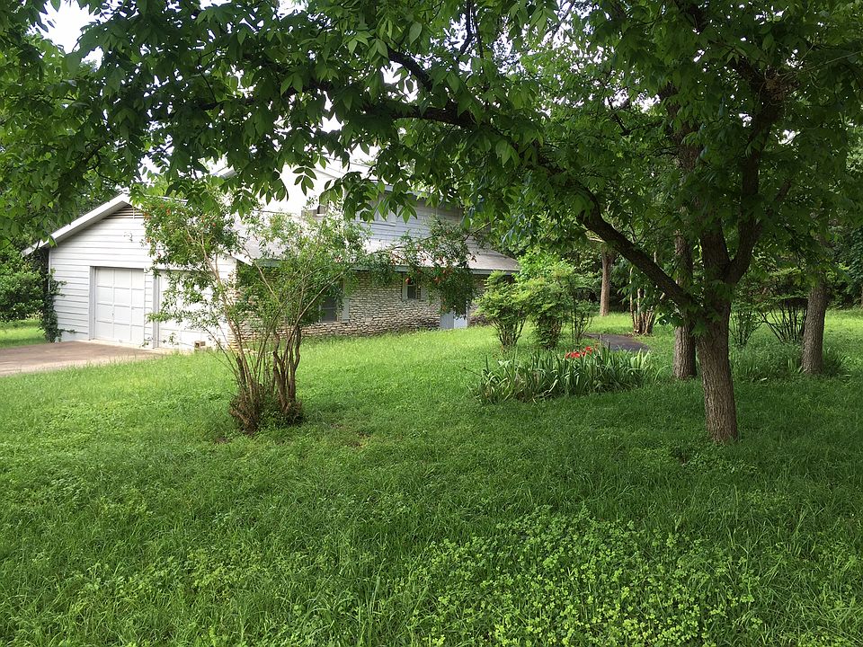 1st image of 610 San Leanna Dr