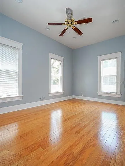 333 S Plant Ave — Photo 17