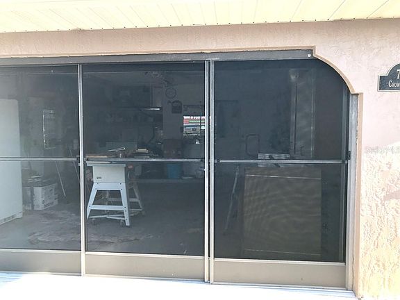3rd image of 7186 Crown Dr