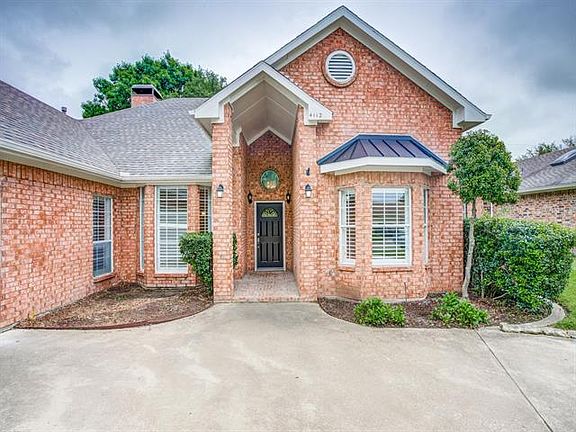 2nd image of 4112 Fairlakes Ct