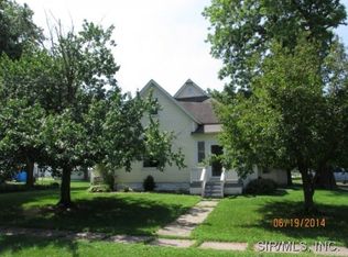 406 W Warren St, Bunker Hill, IL 62014