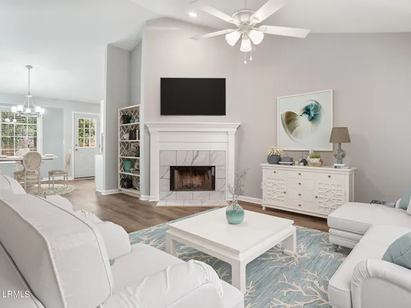 20 Ardmore Ave, Beaufort, SC 29907