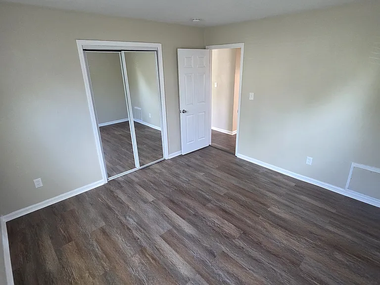 8110 Ransom Rd — Photo 5