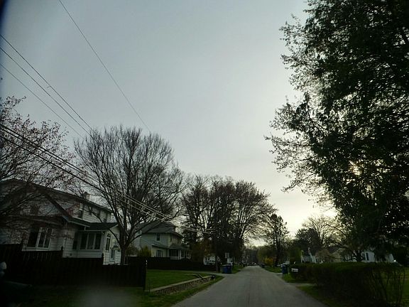 4th image of 35 Washington Ln