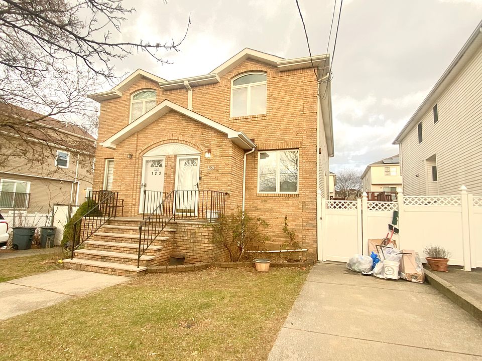 1st image of 125 Wellbrook Ave