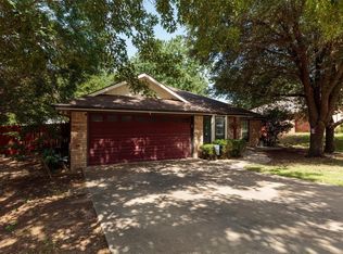 213 Mesquite St, Weatherford, TX 76086