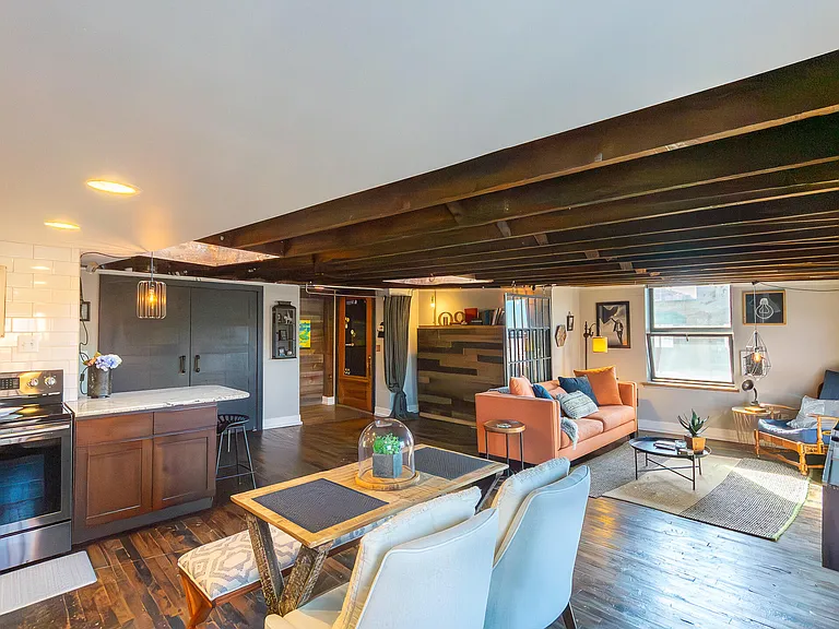 104 W Main St #304 — Photo 7