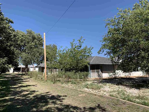 3rd image of 4901 W 2nd St
