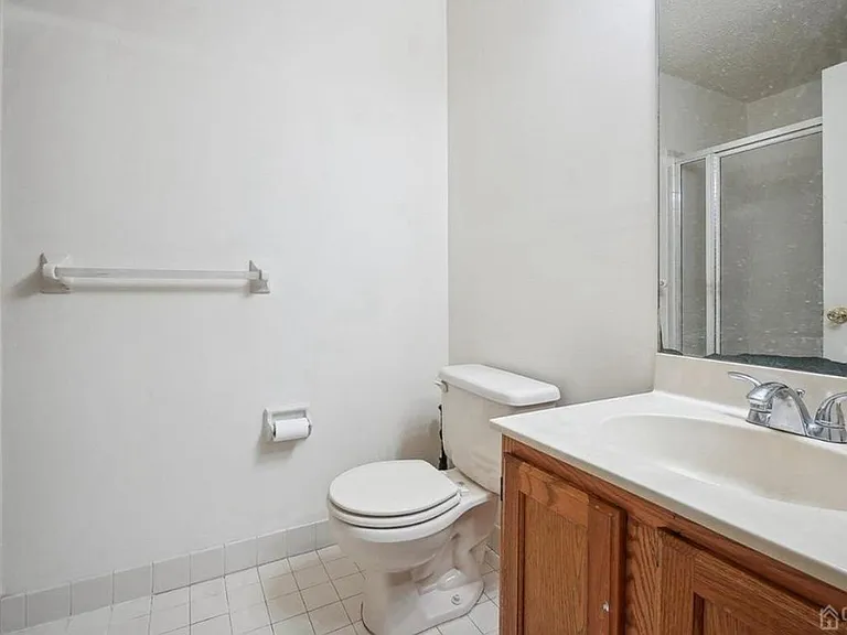 245 Prestwick Way — Photo 9