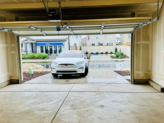 5th image of 6177 Woodlands Loop