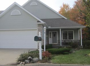 4200 Azalea Cir, Erie, PA 16506
