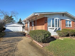 238 Brentwood Dr, Chicago Heights, IL 60411