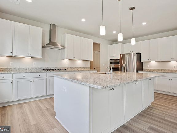 5th image of 144 Thornton Way Lot 35 Harlow #Ii