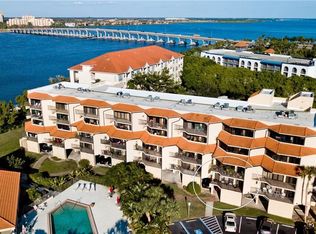 204 3rd St W APT 102, Bradenton, FL 34205