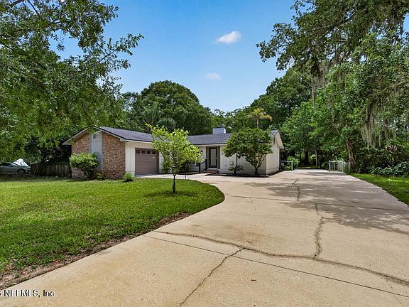 5th image of 2834 MANDARIN MEADOWS Drive N