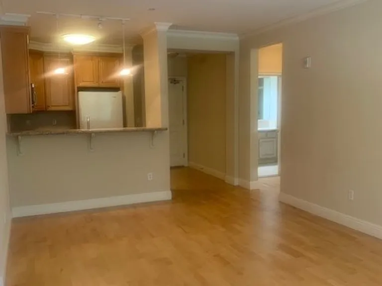 300 Laguna Honda Blvd — Photo 21