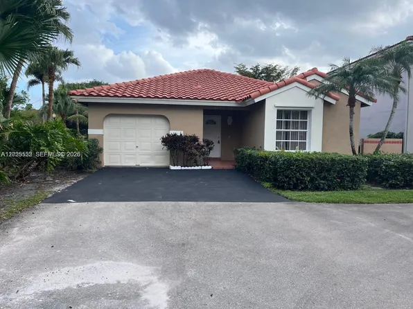 1294 Seagrape Cir, Fort Lauderdale, FL 33326