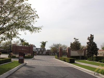 414 Spirea St, Bakersfield, CA, 93314