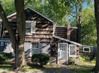 23 Jensen Ln, Union, NJ 07083