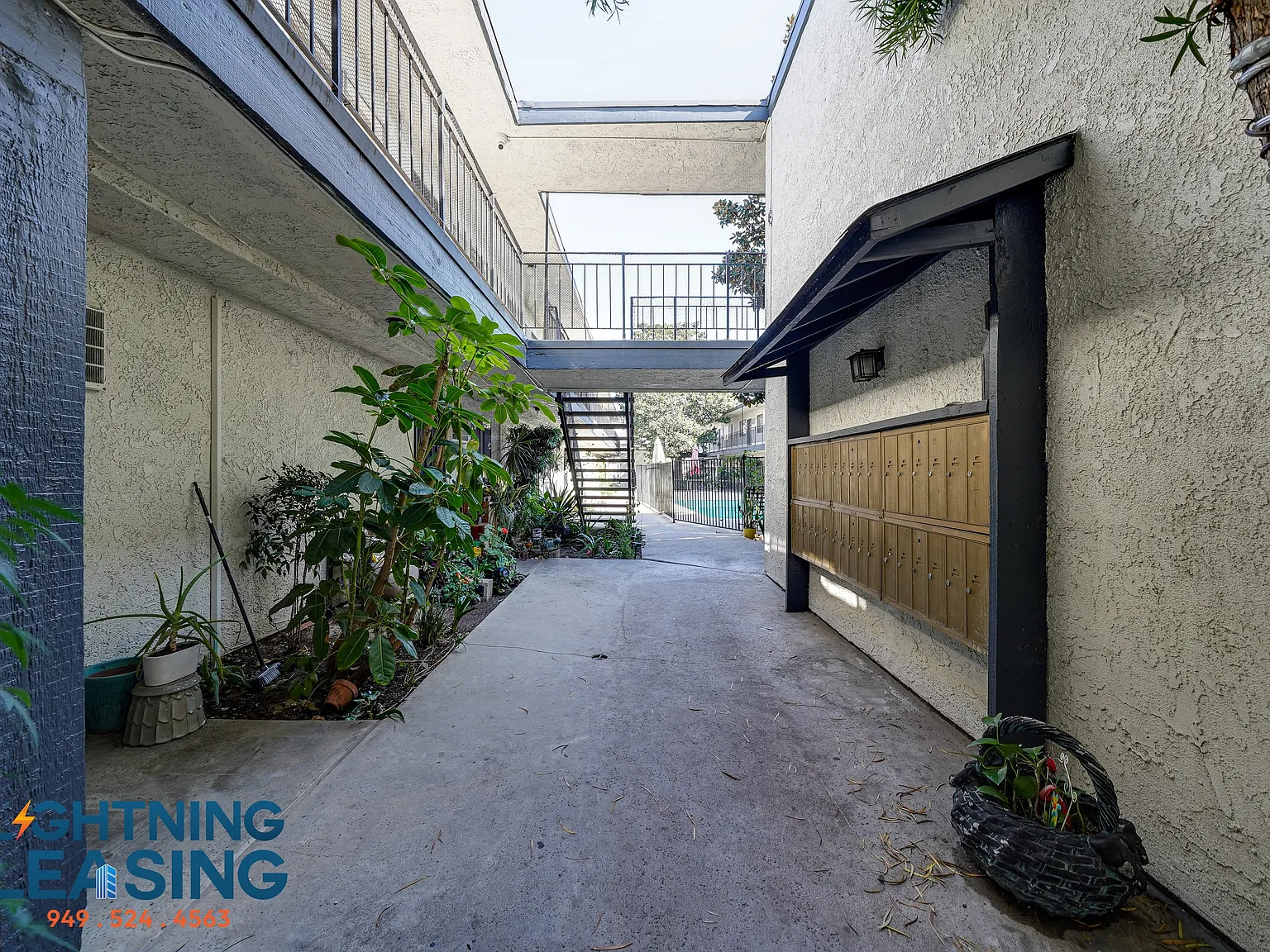 Langdon Capri — Photo 3